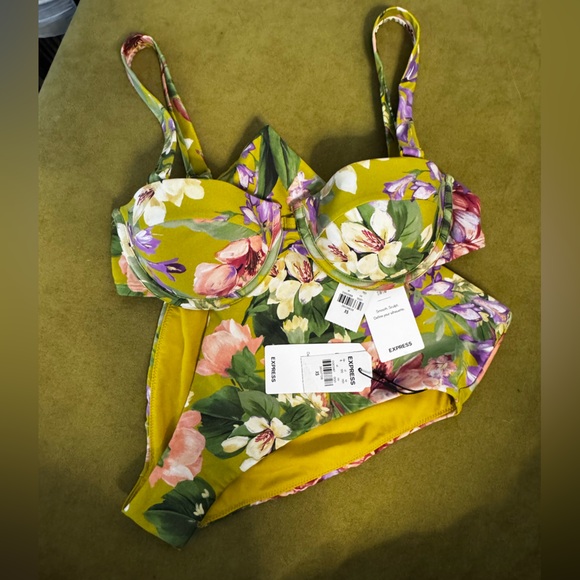 EXPRESS Body Contour Swim Set in Floral Size XS 87 - Picture 1 of 8